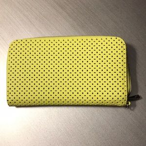 Thirty one wallet